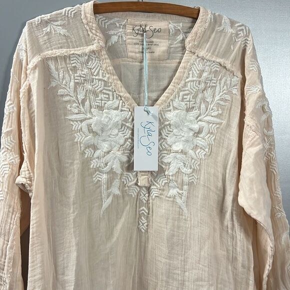 NWT Kyla Seo Pia Women's Cream Embroidered Blouse in Petal Pink Small - Picture 7 of 10